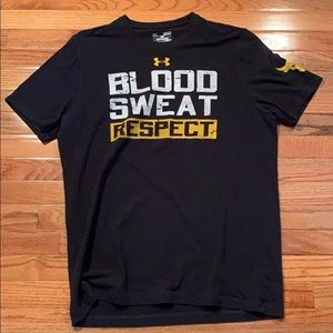 UNDER ARMOUR T SHIRT